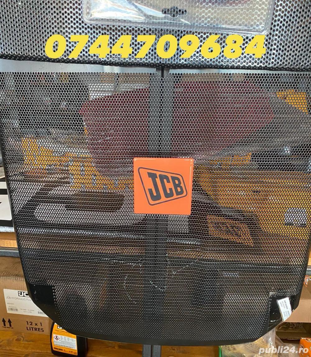 Grilaj ,scari, capote , aparatori pentru JCB