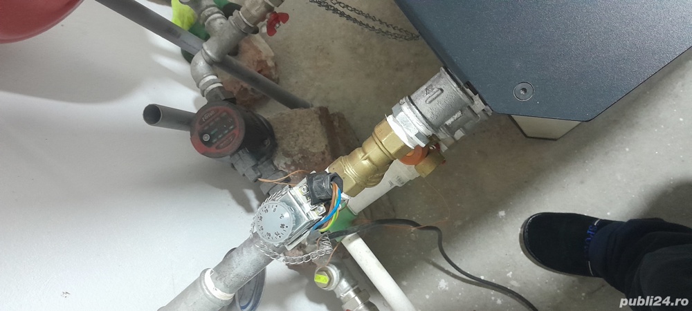 De vânzare,are termosemineu x2