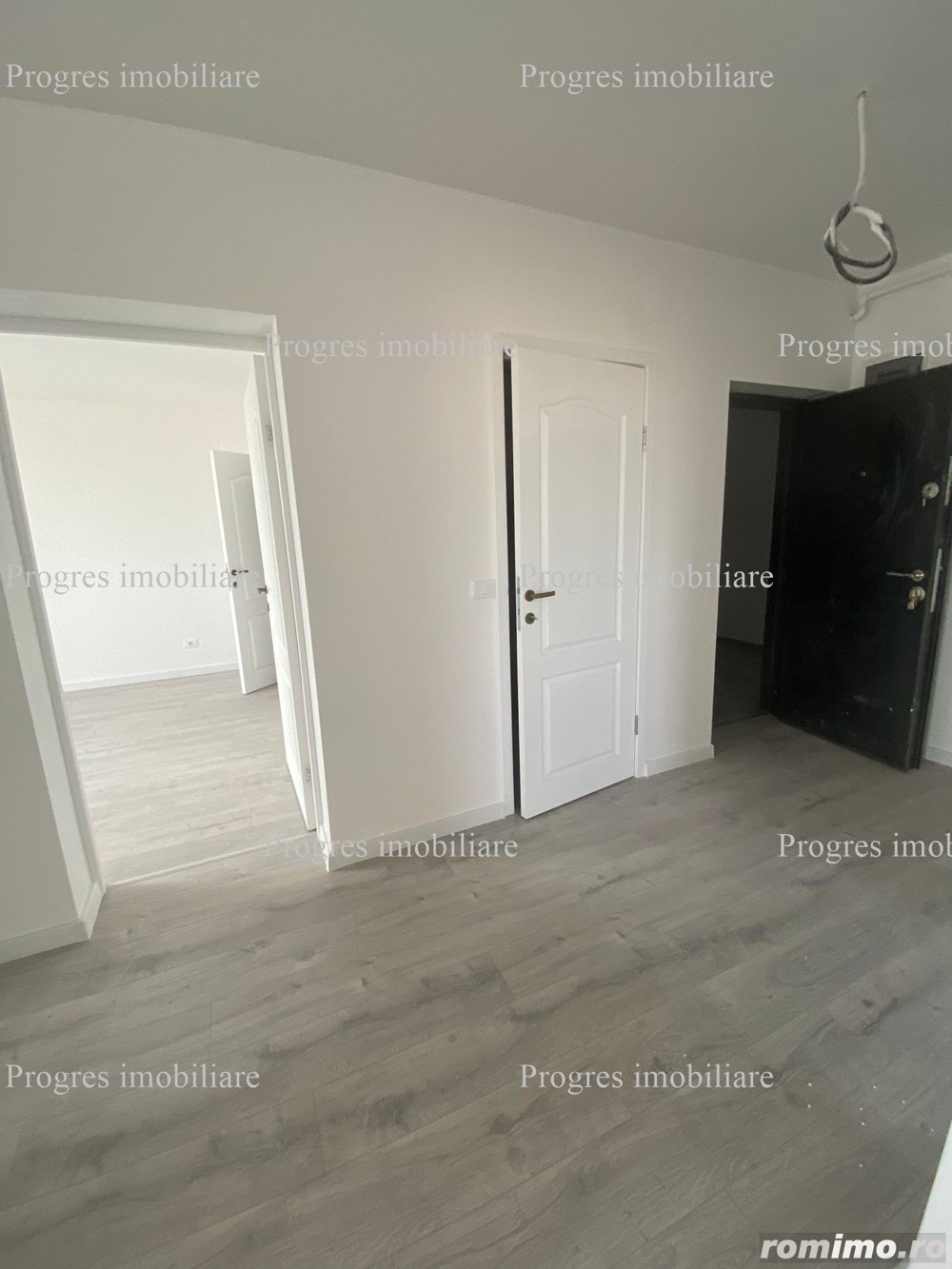  Apartament 2 camere decomandat - 54 mp - 74.000 euro