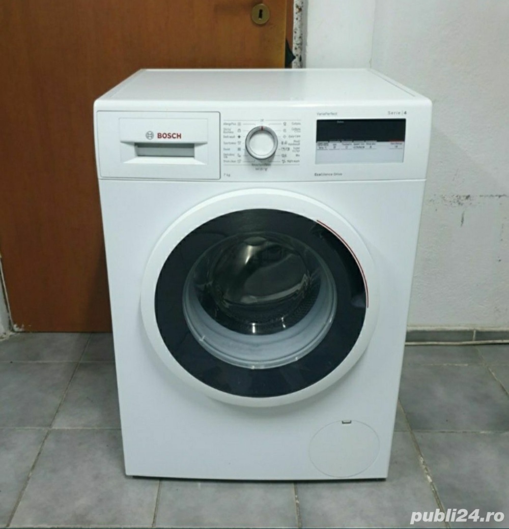 Masina de spălat rufe Bosch. 