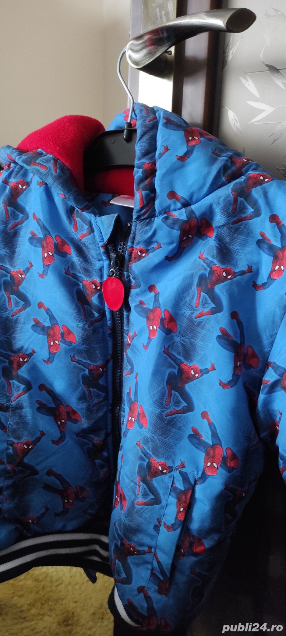 Geaca cu spiderman pt copii
