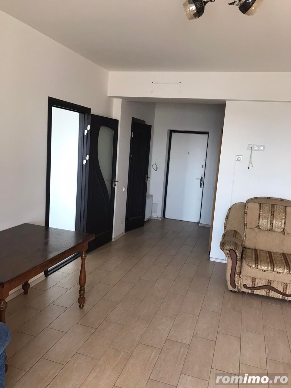 Inchiriez garsoniera zona Doamna Ghica