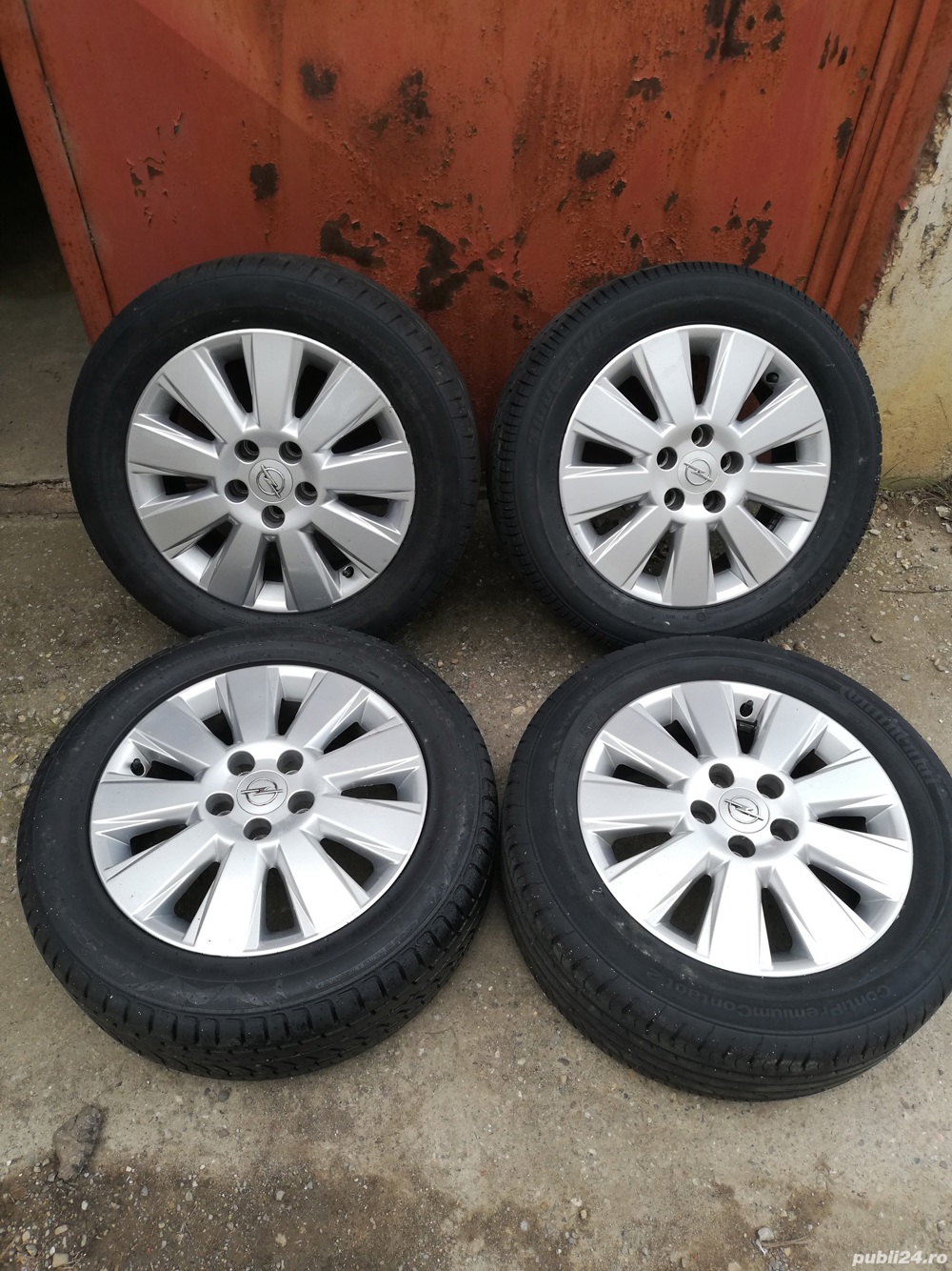Roți Opel 215/55/R16.