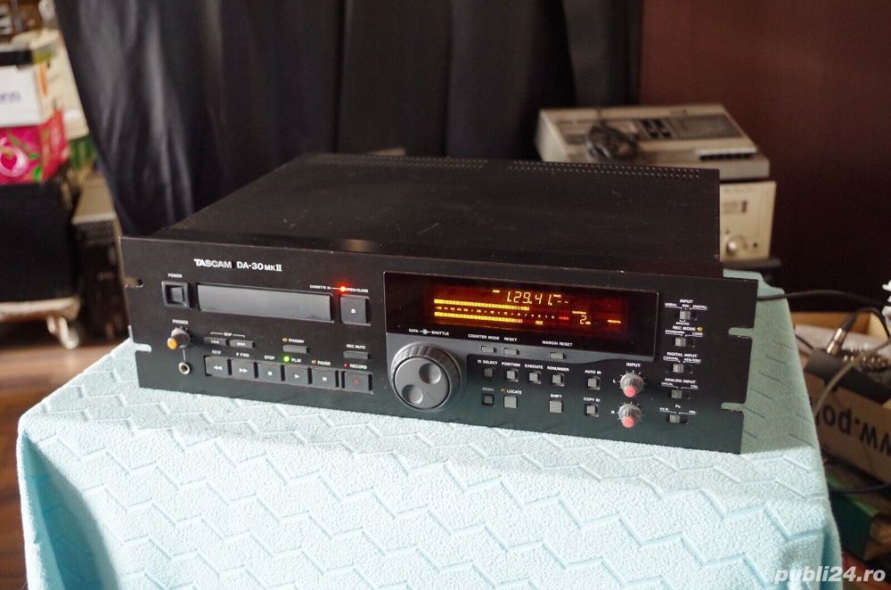 Tascam DA-30 MKII Dat recorder casetofon tascam