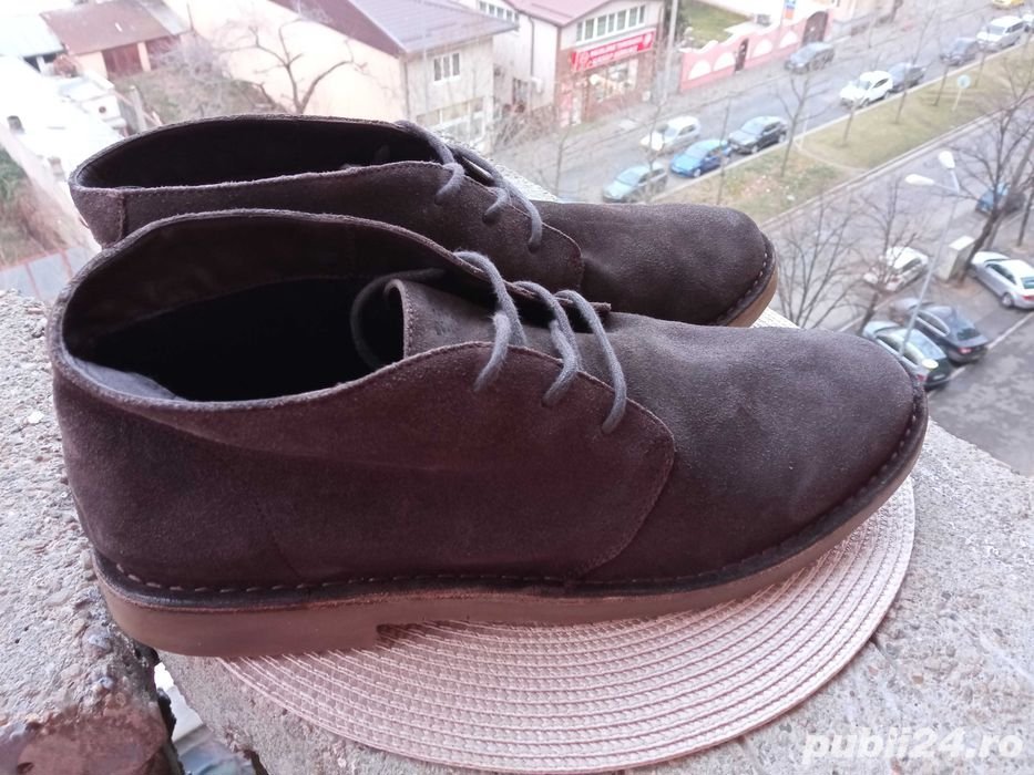 Ghete piele Armani Jeans, marime 45, UK 10.5 (29 cm) made in India. 