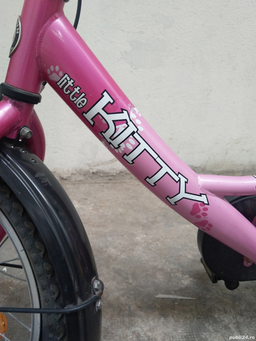 Vând bicicleta de copii 