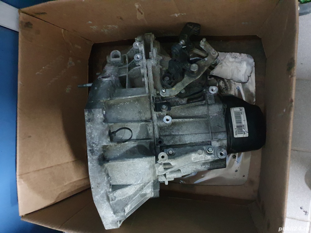 Cutie viteze logan 2 Sandero 2 doker