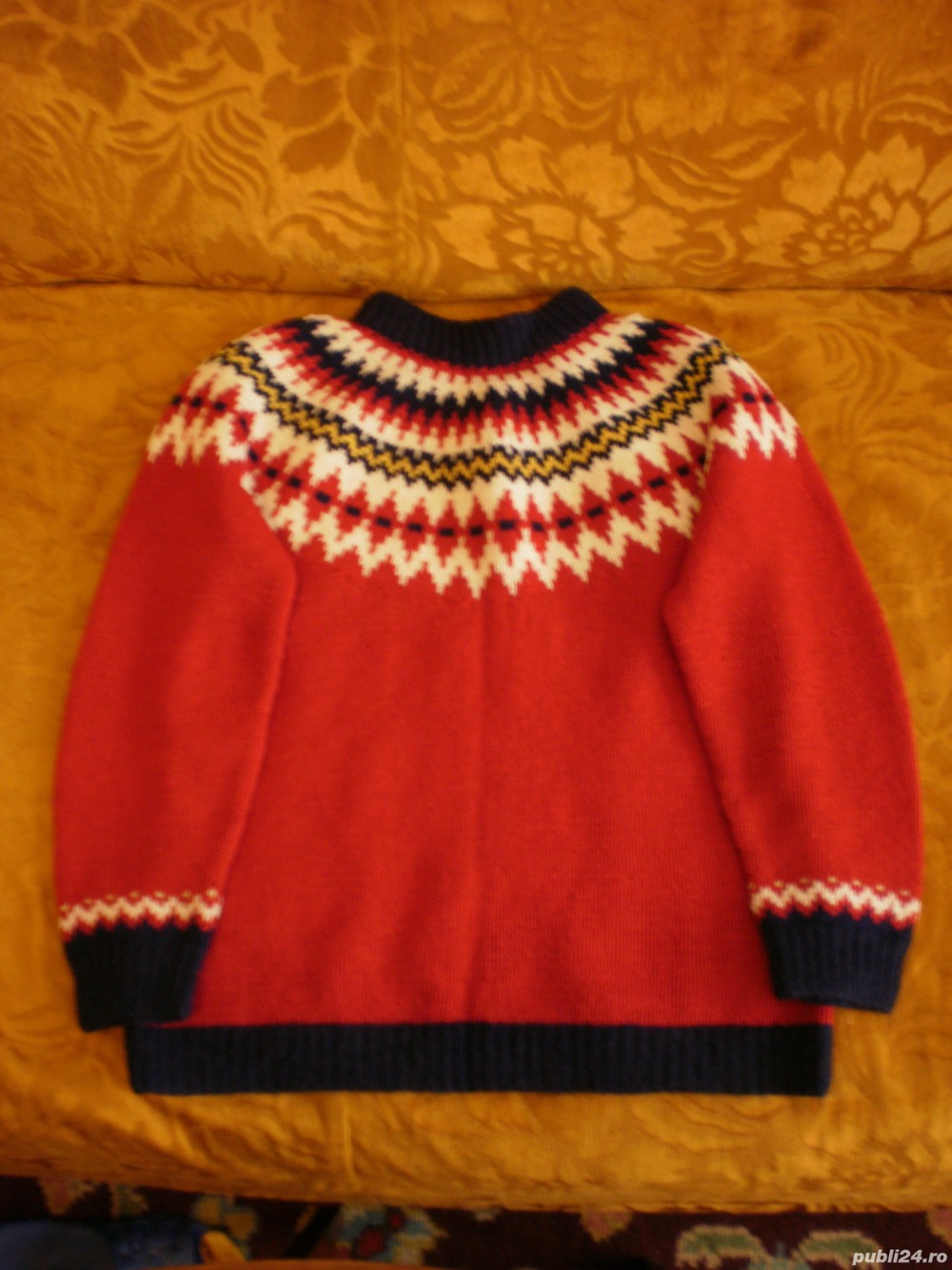 Pulovere diverse culori, masura 46 - 48