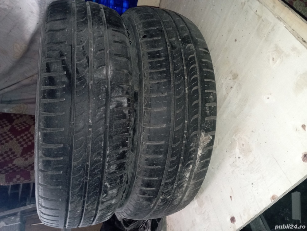 2 Cauciucuri pret amandouă 80Ron 