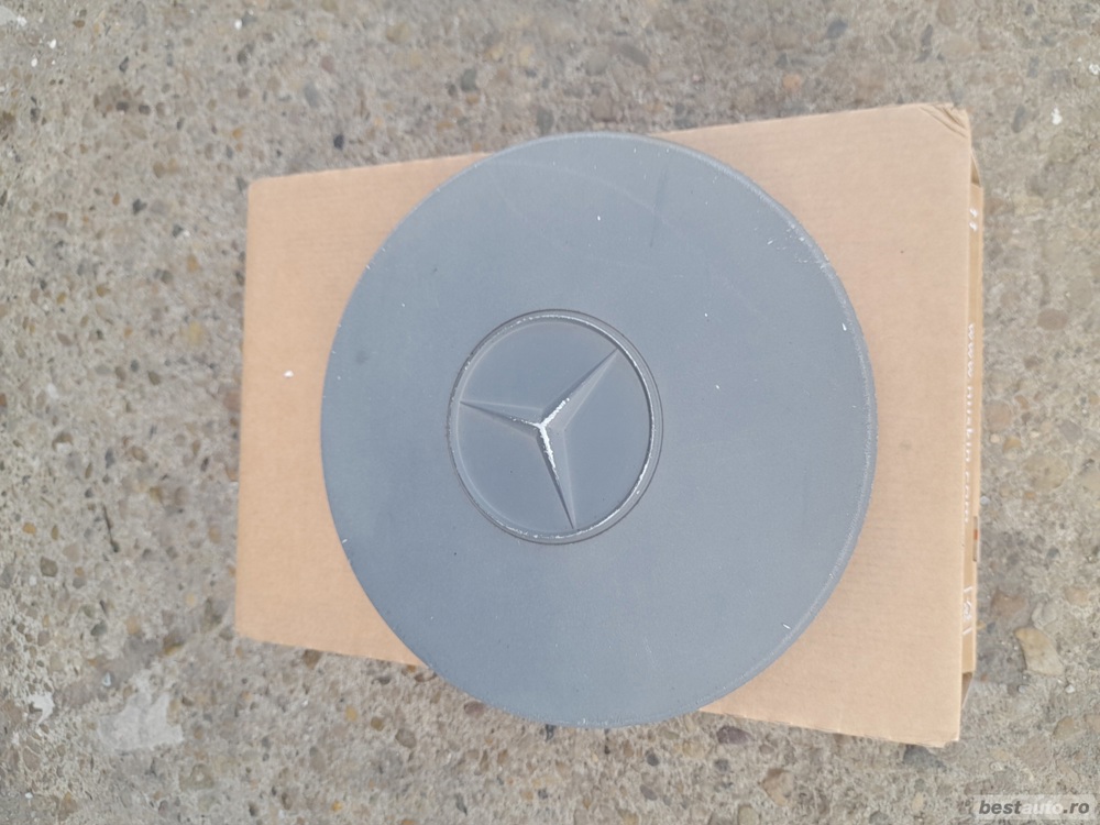 1 capac janta Mercedes