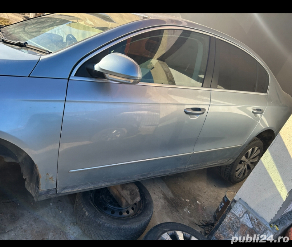 Dezmembrez passat b6 2.0 tdi bkp