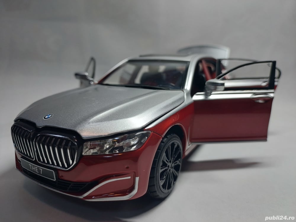 Macheta BMW seria 7 Bicolor s1.24