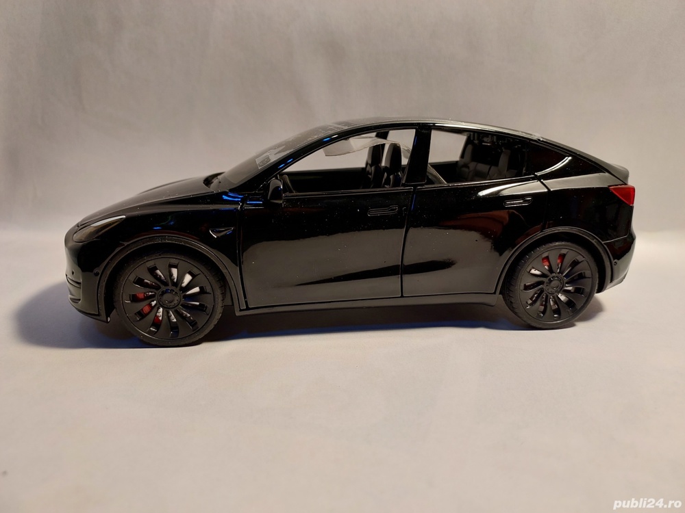 Macheta Tesla Model y negru 1.24