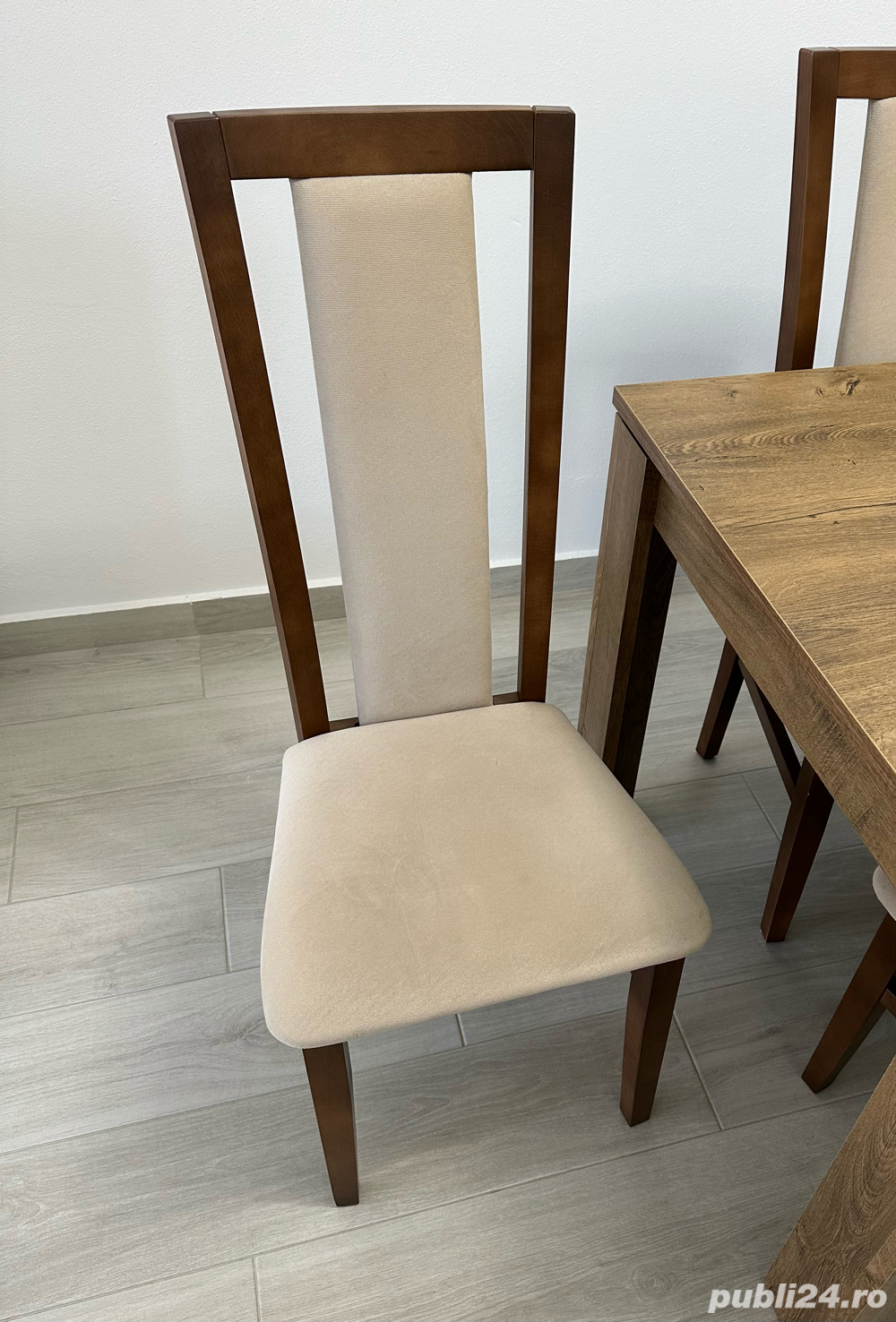 Vând 6 scaune bucătărie  sufragerie