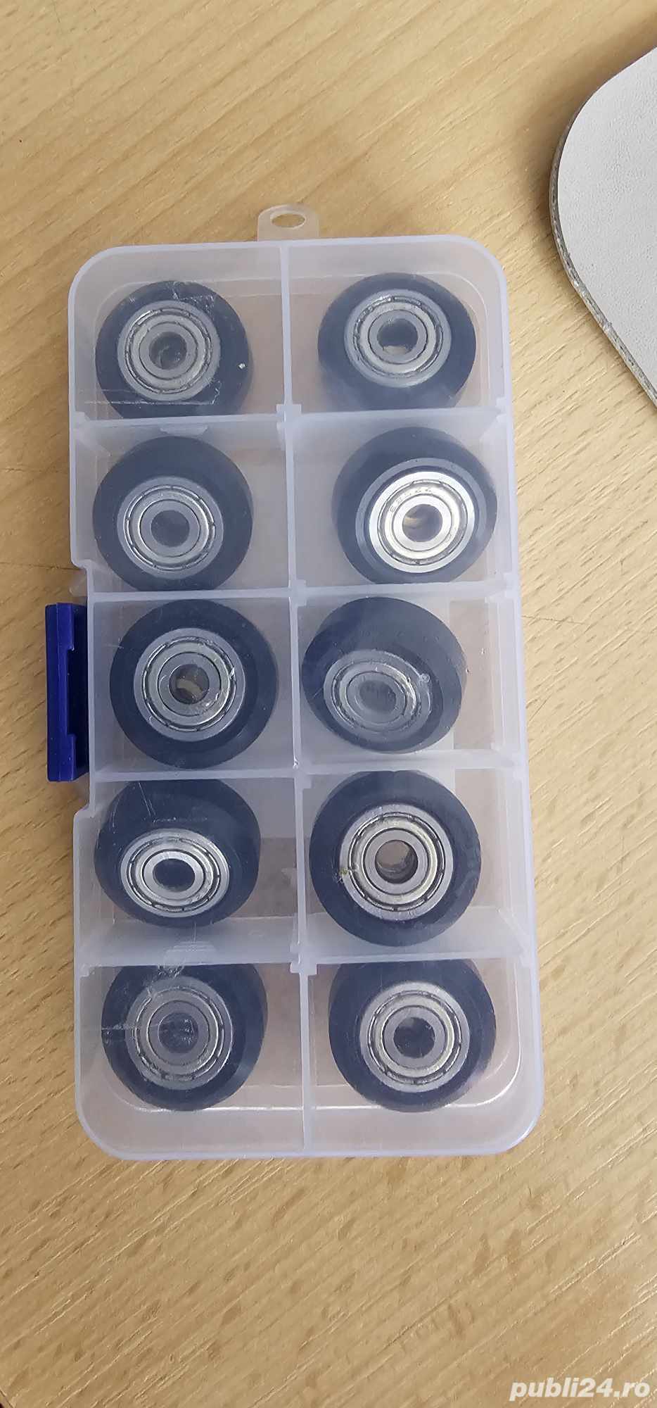 Rulmenti cu bile cu canelura in V, Metal, 5 mm, Negru