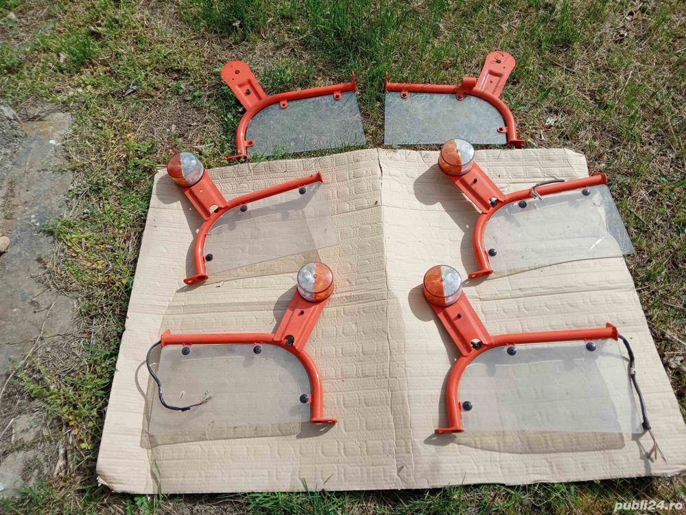 Set 2 buc aparatoare cu lampi  noi, pt. Tractor Kioti, Kubota, LS,