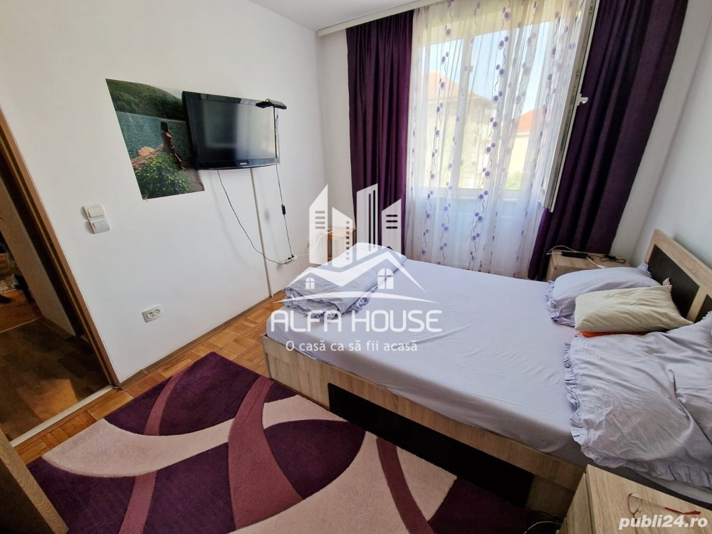 Apartament 3 camere cf.1 ,etaj 3, zona Centrala !