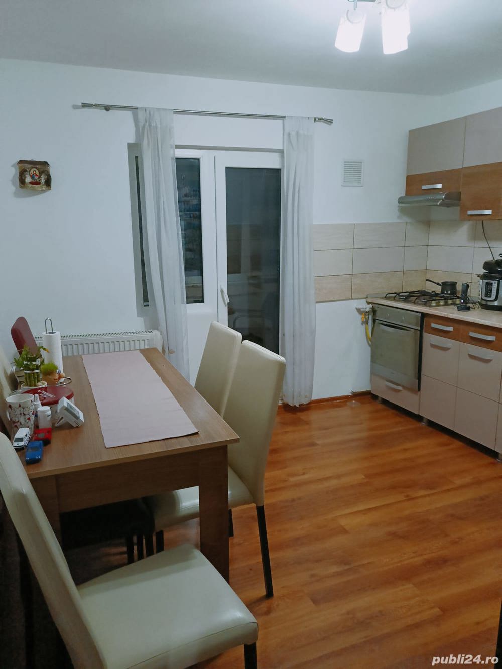 Vând apartament 2 camere 