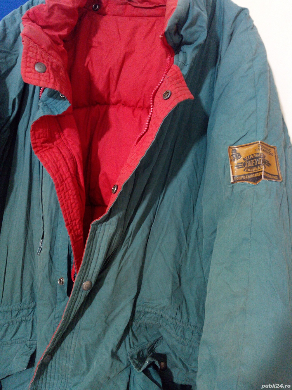 Vand geaca matlasată,cu puf