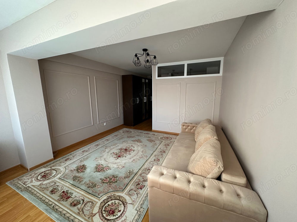 Apartament cu o camera de vanzare in zona Balcescu