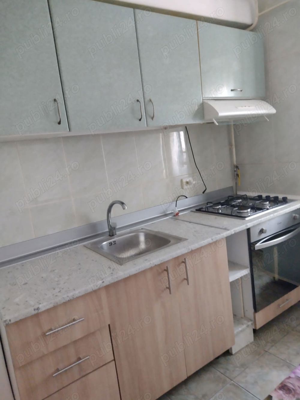 Inchiriez garsoniera 40.02mp