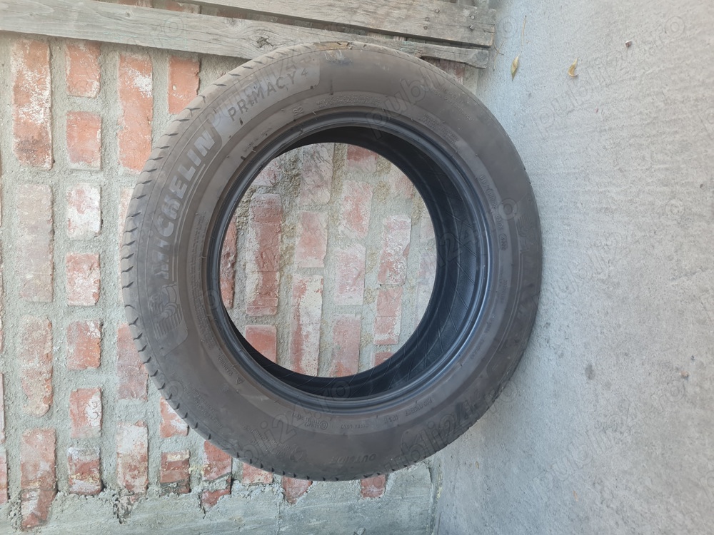 Vind 4 cauciucuri Michelin 215 65 17 de vară 