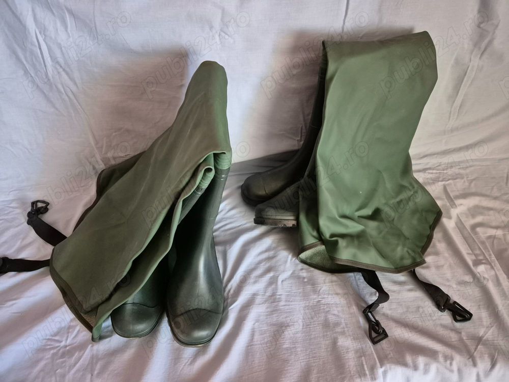 Vand tinute de pompieri si protectie civila