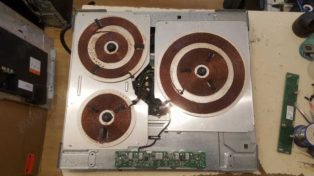 Plita inductie pe sticla Whirlpool - ACM 800 NE 3 Zone - Piese