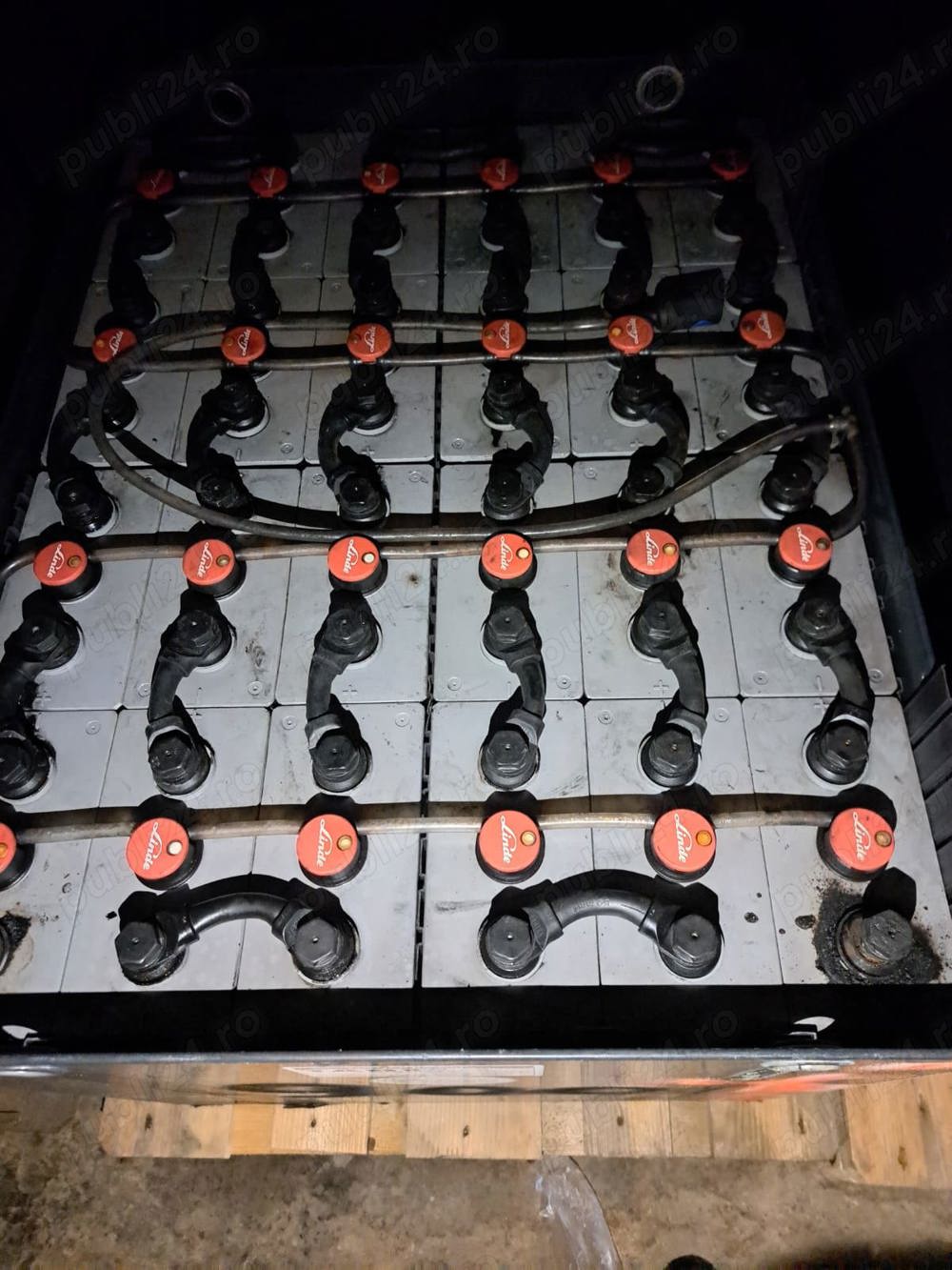 Acumulatori pentru panouri solare, fotovoltaice, stivuitor 