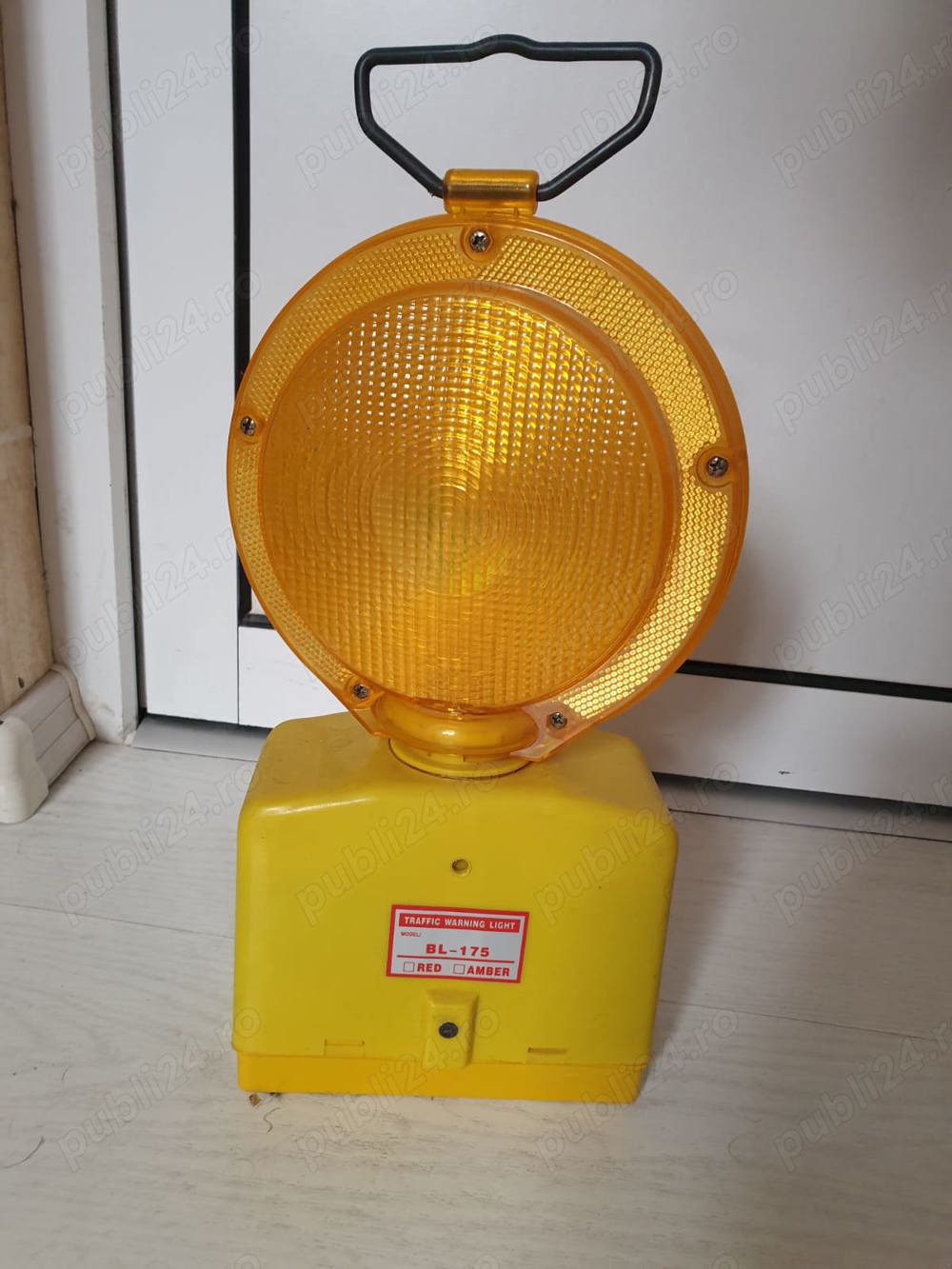 Lampa semnalizare rutiera BL - 175