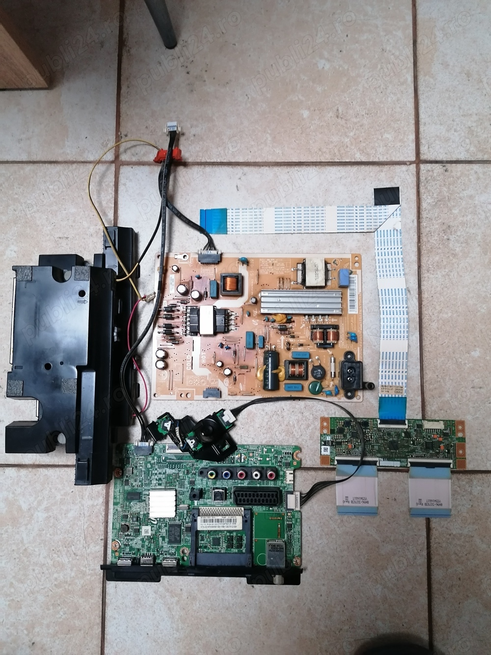 Piese TV Samsung UE40J5100AW, Samsung UE32J5200AW, Horizon 32HL6330HB