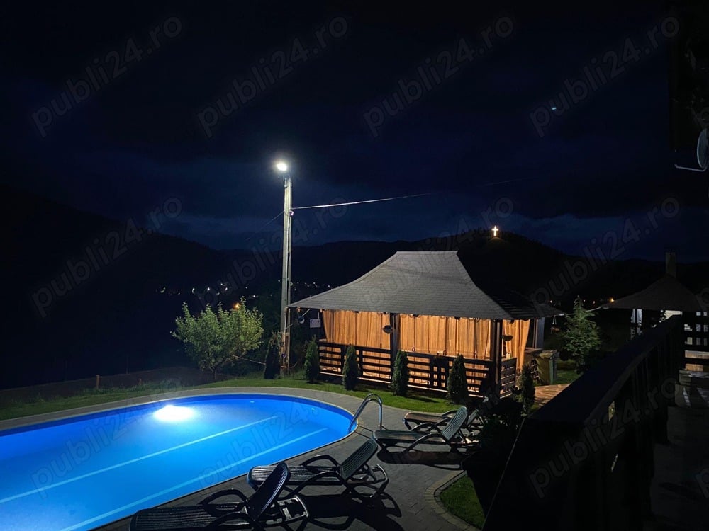 Inchiriez cabane cu piscina 