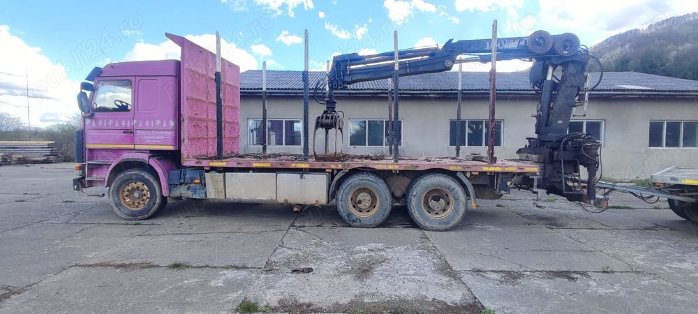 Camion transport busteni Scania 6x4