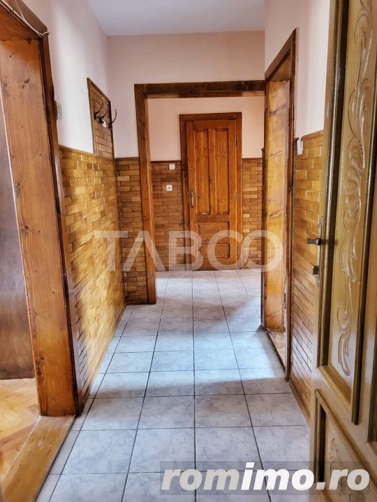 Apartament cu 3 camere etaj 3 de vanzare in Sebes Lucian Blaga