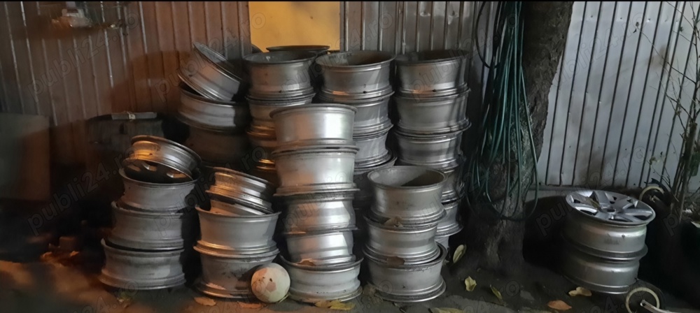 Centru De Reciclar cupru bronz aluminiu bateri uzate fer vechi e.t.c 