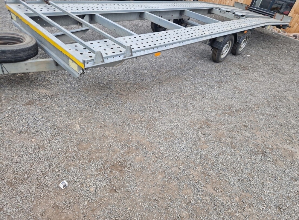 Inchiriez platforma trailer dublu remorca auto 2 poziti 3500kg  
