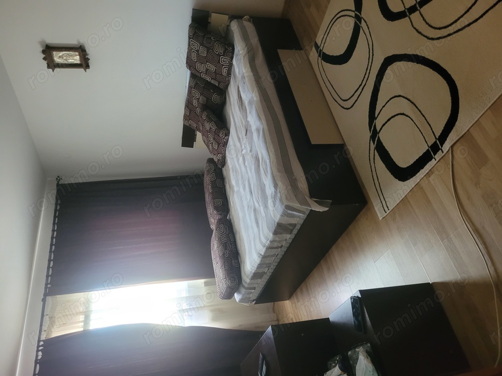 Vând apartament 73 mp 