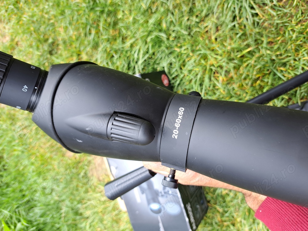 Luneta si pe trepied 