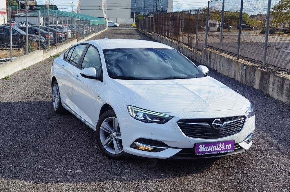 Opel Insignia FULL Berlina Faruri Intelli Lux TVA deductibil