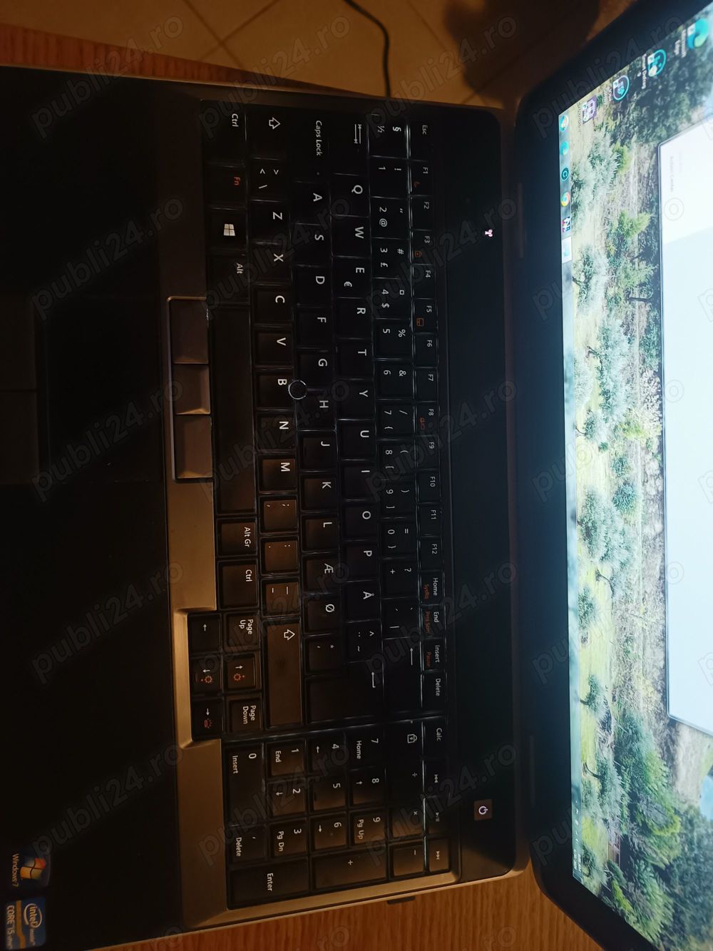 Laptop dell si fujitsu 