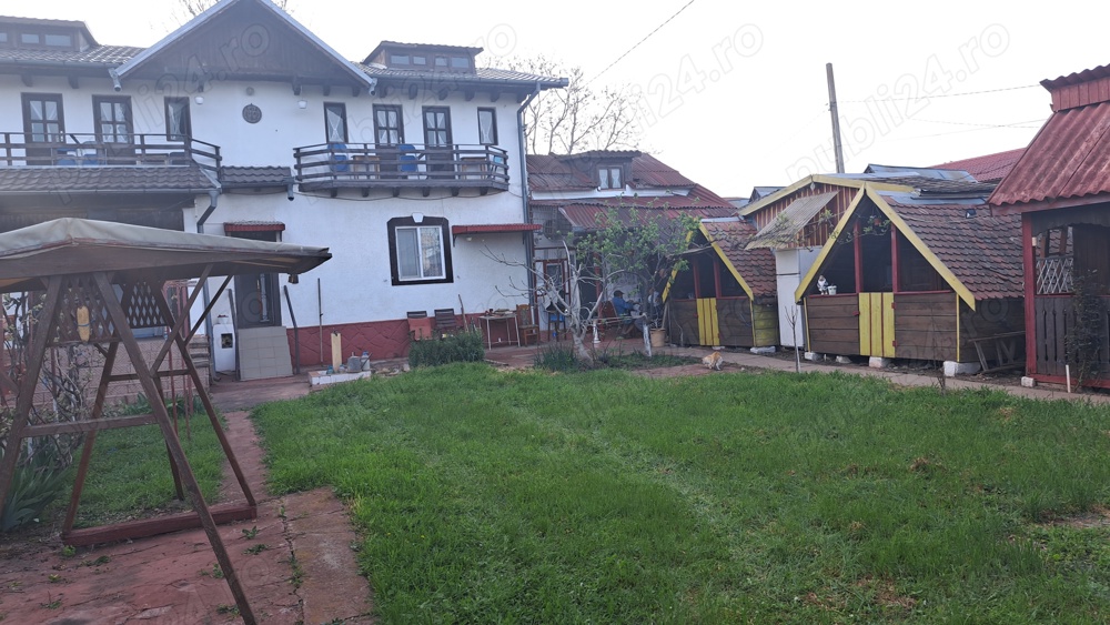 Caut Menajera Costinesti