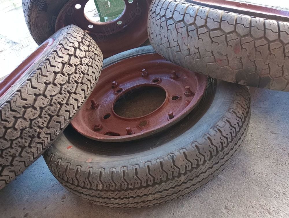 Vand 4 genti echipate cu camere si cauciucuri 145 # 13