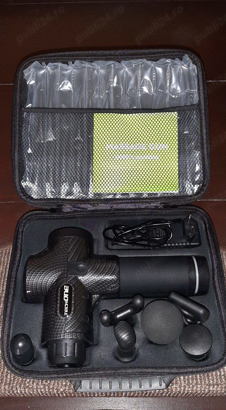 Aparat pentru masaj Tech ONE