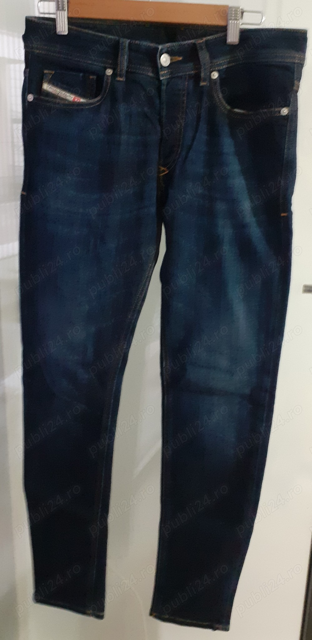 Blugi Diesel albastri