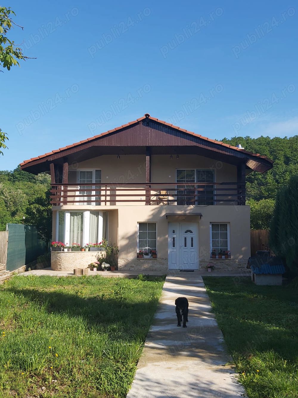 Casa 5 Camere 168mp Teren Plat 1077mp Soimus Zona Drumul Valea Boholtului la 8km de Deva