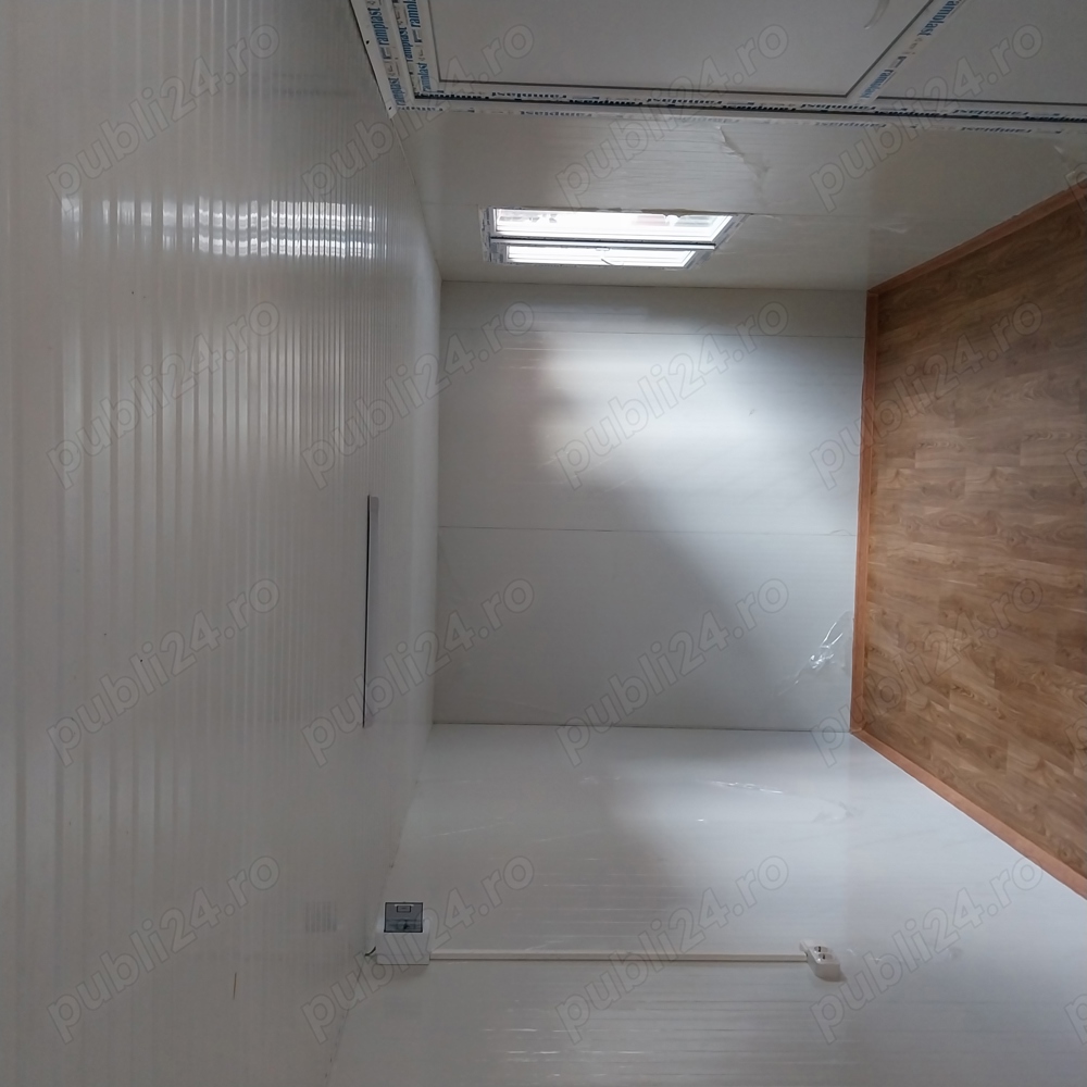 lichidare de stoc super pret 3.100  