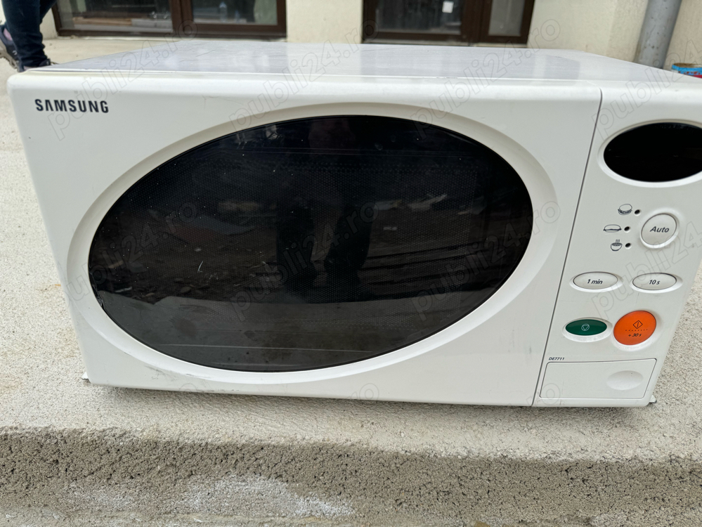 Cuptor microunde 12V