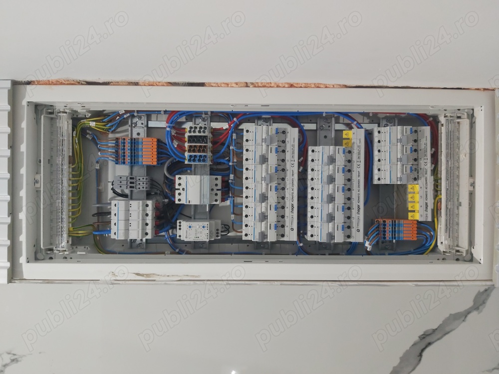 Electrician, integrator KNX