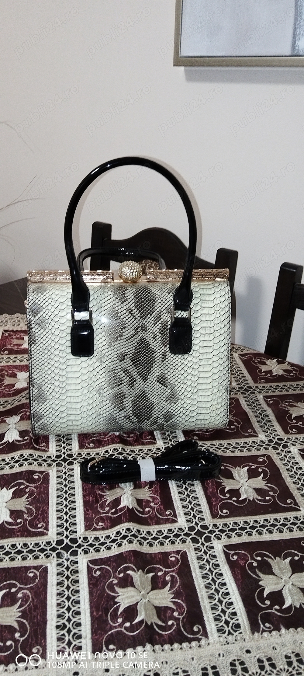 Vand posete noi si unele folosite de cateva ori