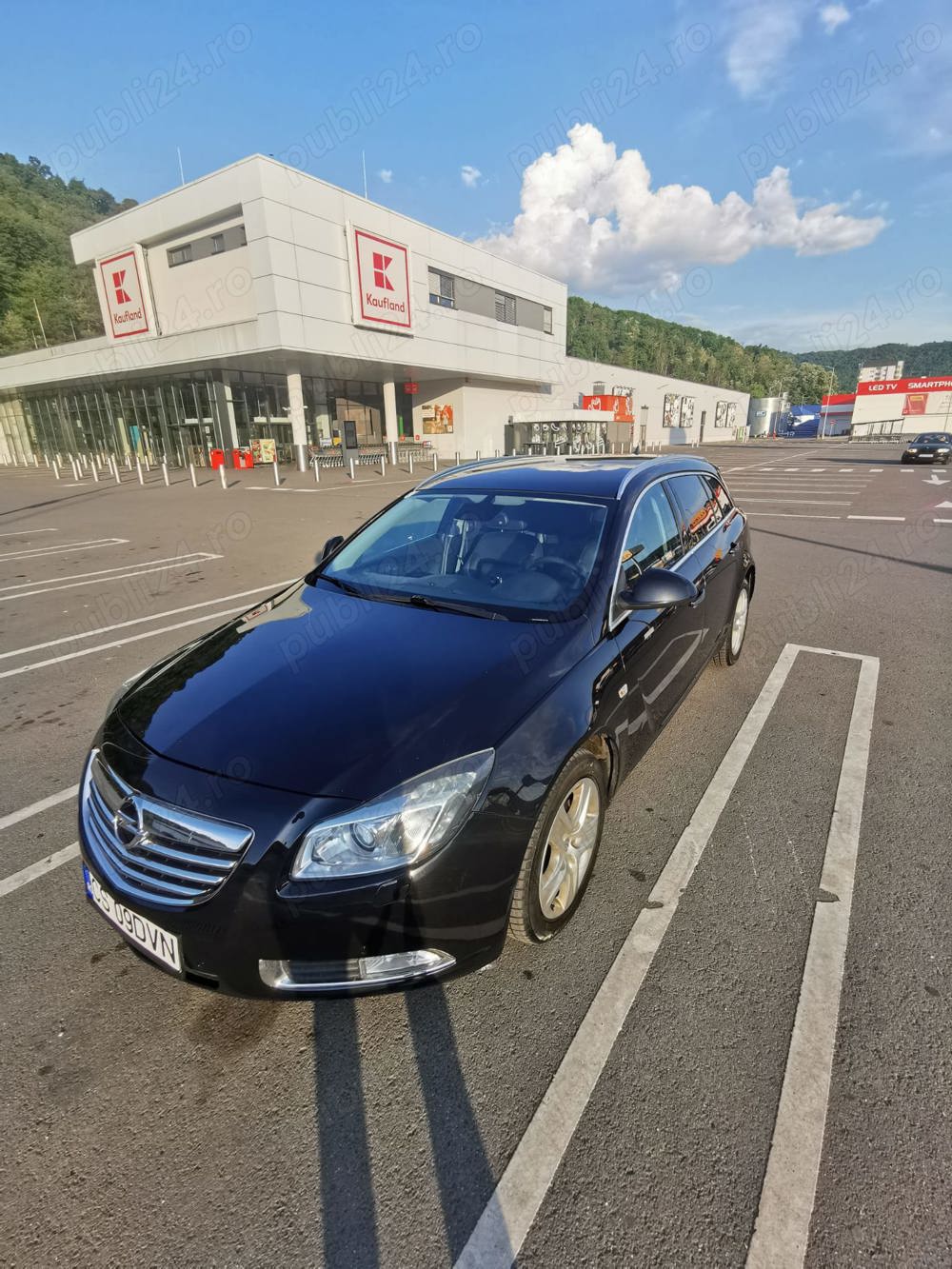 Vând Opel insignia sport tourer 4x4 CDTI 2,0 DPF Pachet Cosmo